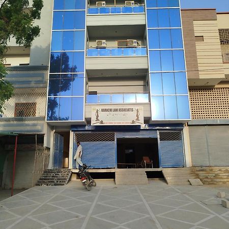 Hotel Crown Plaza, Near Karachi Airport, Darul Sehat Hospital, Dow, Agha Khan And Liaqat Hospital Bagian luar foto